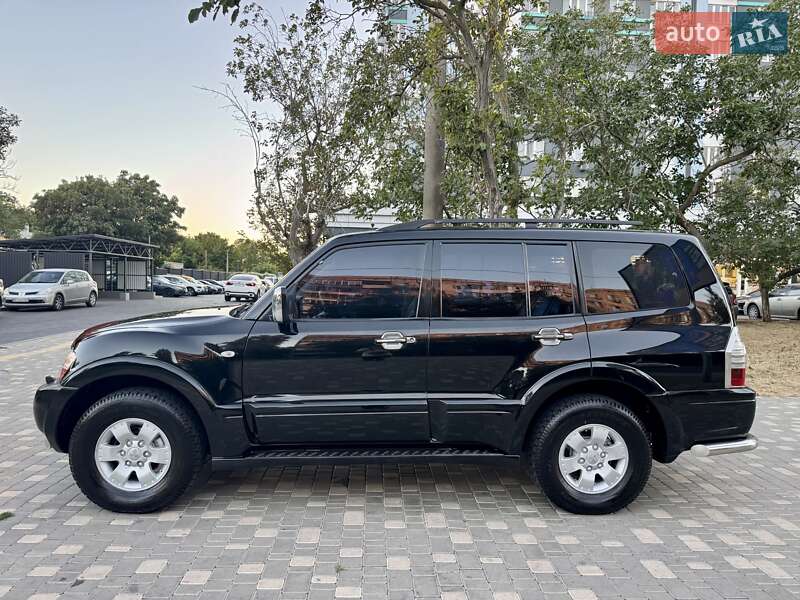 Внедорожник / Кроссовер Mitsubishi Pajero Wagon 2005 в Одессе