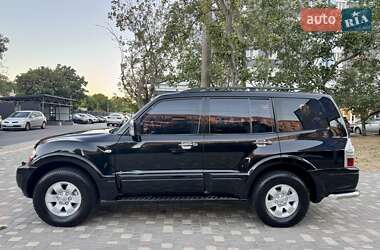 Внедорожник / Кроссовер Mitsubishi Pajero Wagon 2005 в 
