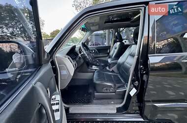 Внедорожник / Кроссовер Mitsubishi Pajero Wagon 2005 в 