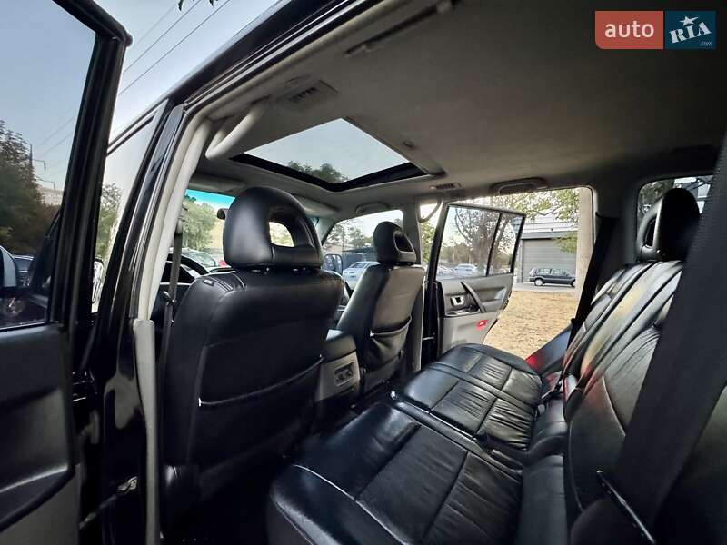 Внедорожник / Кроссовер Mitsubishi Pajero Wagon 2005 в Одессе