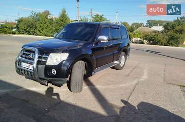 Внедорожник / Кроссовер Mitsubishi Pajero Wagon 2008 в 