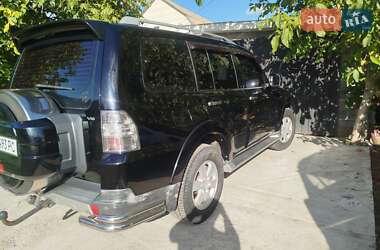 Внедорожник / Кроссовер Mitsubishi Pajero Wagon 2008 в 