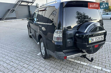 Внедорожник / Кроссовер Mitsubishi Pajero Wagon 2007 в 