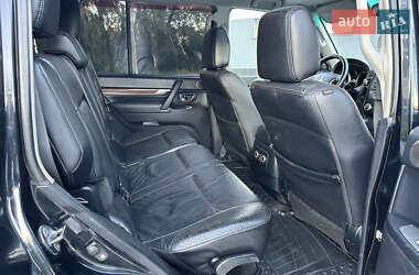 Внедорожник / Кроссовер Mitsubishi Pajero Wagon 2007 в 