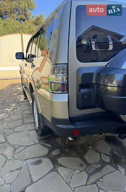 Внедорожник / Кроссовер Mitsubishi Pajero Wagon 2007 в 