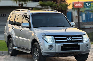 Внедорожник / Кроссовер Mitsubishi Pajero Wagon 2007 в Ужгороде