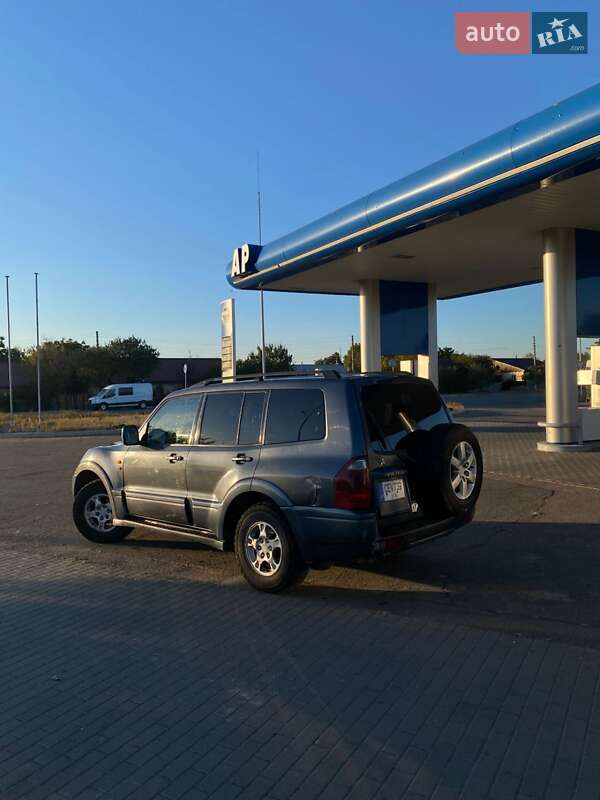 Внедорожник / Кроссовер Mitsubishi Pajero Wagon 2006 в Изюме