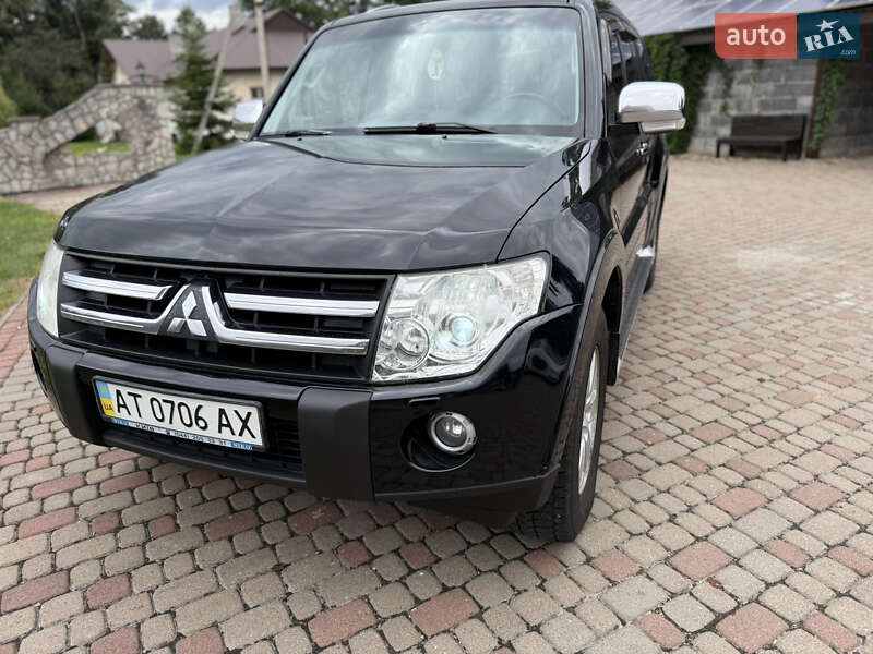 Внедорожник / Кроссовер Mitsubishi Pajero Wagon 2008 в Калуше