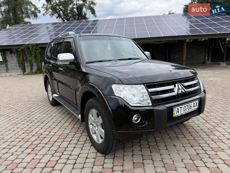 Внедорожник / Кроссовер Mitsubishi Pajero Wagon 2008 в Калуше