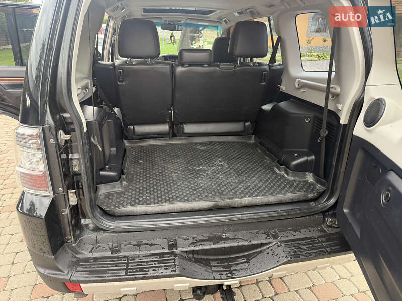 Внедорожник / Кроссовер Mitsubishi Pajero Wagon 2008 в Калуше