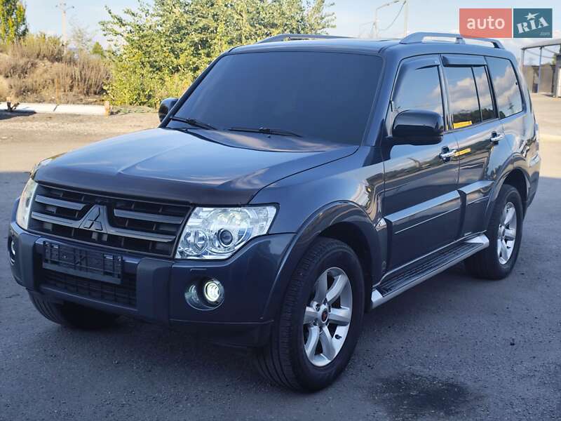 Внедорожник / Кроссовер Mitsubishi Pajero Wagon 2008 в Днепре