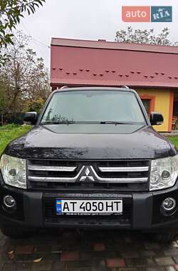 Внедорожник / Кроссовер Mitsubishi Pajero Wagon 2008 в 