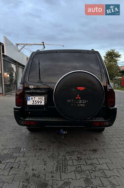 Внедорожник / Кроссовер Mitsubishi Pajero Wagon 2004 в 