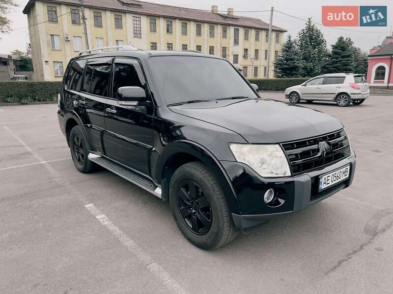 Внедорожник / Кроссовер Mitsubishi Pajero Wagon 2008 в Каменском