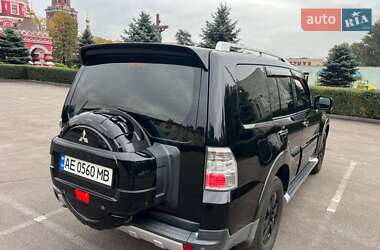 Позашляховик / Кросовер Mitsubishi Pajero Wagon 2008 в  фото 10 Позашляховик / Кросовер Mitsubishi Pajero Wagon 2008 в