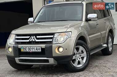 Внедорожник / Кроссовер Mitsubishi Pajero Wagon 2007 в 