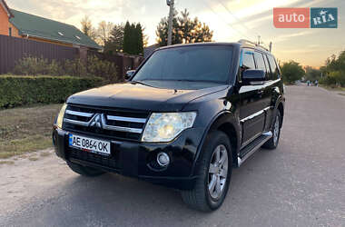 Внедорожник / Кроссовер Mitsubishi Pajero Wagon 2008 в 