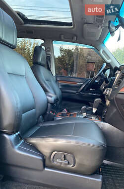 Внедорожник / Кроссовер Mitsubishi Pajero Wagon 2008 в 