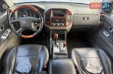 Позашляховик / Кросовер Mitsubishi Pajero Wagon 2003 в 