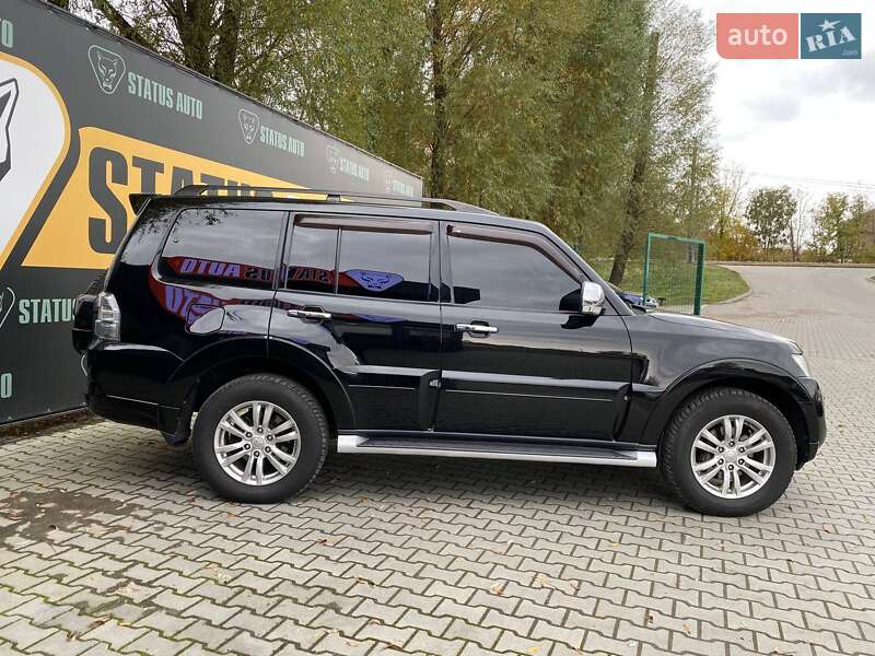 Внедорожник / Кроссовер Mitsubishi Pajero Wagon 2015 в Хмельницком фото 6 Внедорожник / Кроссовер Mitsubishi Pajero Wagon 2015 в Хмельницком