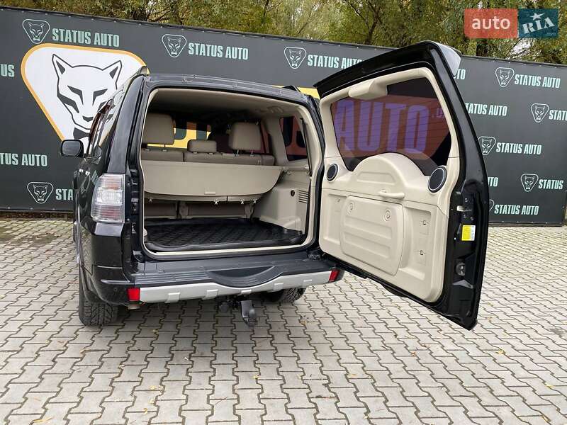 Внедорожник / Кроссовер Mitsubishi Pajero Wagon 2015 в Хмельницком фото 11 Внедорожник / Кроссовер Mitsubishi Pajero Wagon 2015 в Хмельницком