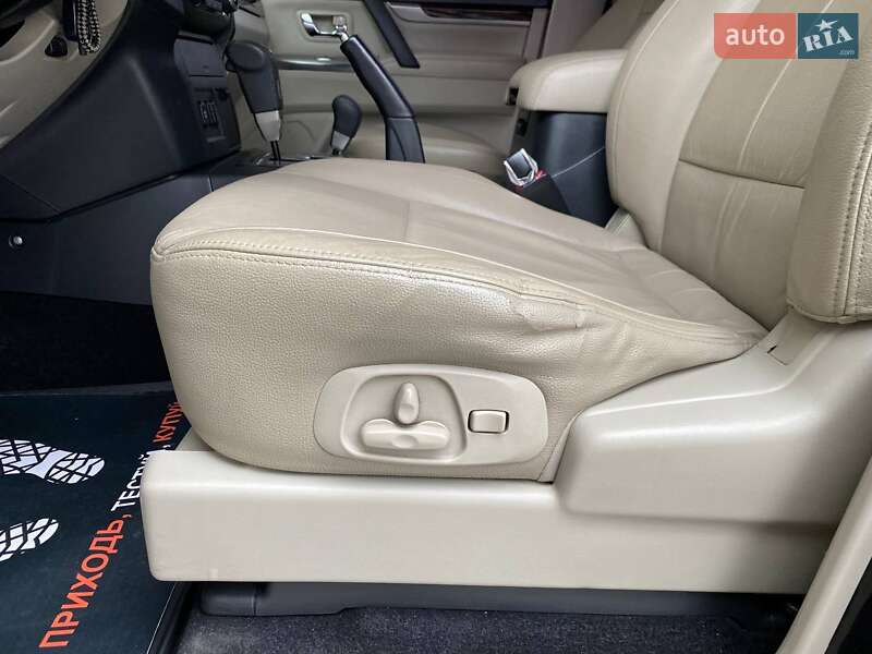 Внедорожник / Кроссовер Mitsubishi Pajero Wagon 2015 в Хмельницком фото 18 Внедорожник / Кроссовер Mitsubishi Pajero Wagon 2015 в Хмельницком