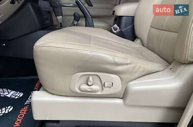 Внедорожник / Кроссовер Mitsubishi Pajero Wagon 2015 в 