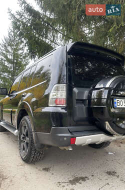 Внедорожник / Кроссовер Mitsubishi Pajero Wagon 2008 в 
