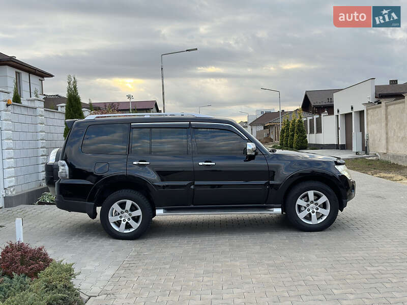 Позашляховик / Кросовер Mitsubishi Pajero Wagon 2007 в Одесі