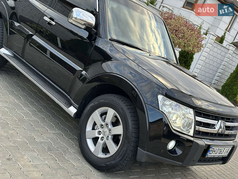 Позашляховик / Кросовер Mitsubishi Pajero Wagon 2007 в Одесі