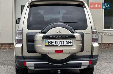 Внедорожник / Кроссовер Mitsubishi Pajero Wagon 2007 в 