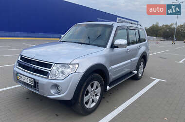 Позашляховик / Кросовер Mitsubishi Pajero Wagon 2013 в Сумах