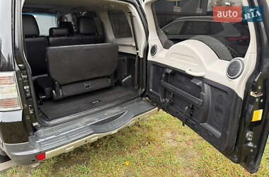 Внедорожник / Кроссовер Mitsubishi Pajero Wagon 2007 в 