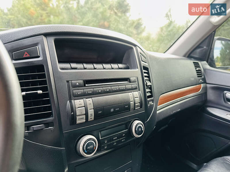 Позашляховик / Кросовер Mitsubishi Pajero Wagon 2007 в Дніпрі фото 17 Позашляховик / Кросовер Mitsubishi Pajero Wagon 2007 в Дніпрі