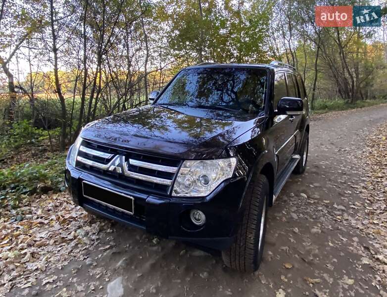 Внедорожник / Кроссовер Mitsubishi Pajero Wagon 2008 в Ивано-Франковске фото 10 Внедорожник / Кроссовер Mitsubishi Pajero Wagon 2008 в Ивано-Франковске