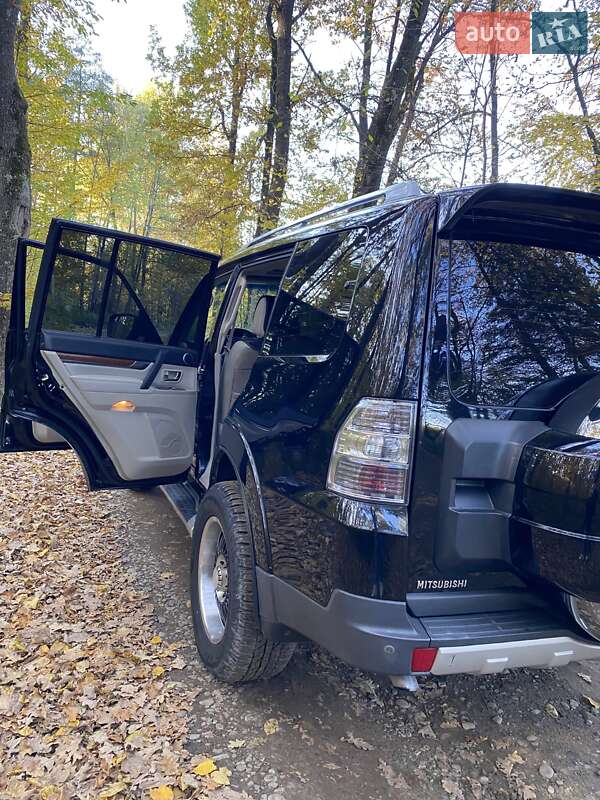 Внедорожник / Кроссовер Mitsubishi Pajero Wagon 2008 в Ивано-Франковске фото 40 Внедорожник / Кроссовер Mitsubishi Pajero Wagon 2008 в Ивано-Франковске