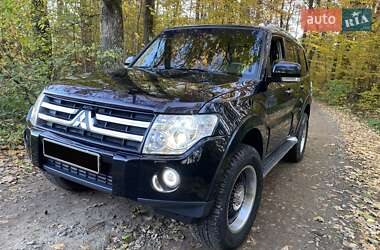 Позашляховик / Кросовер Mitsubishi Pajero Wagon 2008 в  фото 54 Позашляховик / Кросовер Mitsubishi Pajero Wagon 2008 в