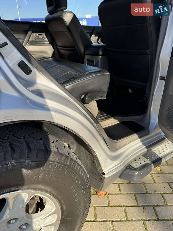 Внедорожник / Кроссовер Mitsubishi Pajero Wagon 2002 в Тернополе фото 13 Внедорожник / Кроссовер Mitsubishi Pajero Wagon 2002 в Тернополе