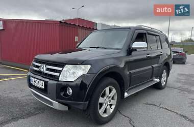 Позашляховик / Кросовер Mitsubishi Pajero Wagon 2007 в Києві