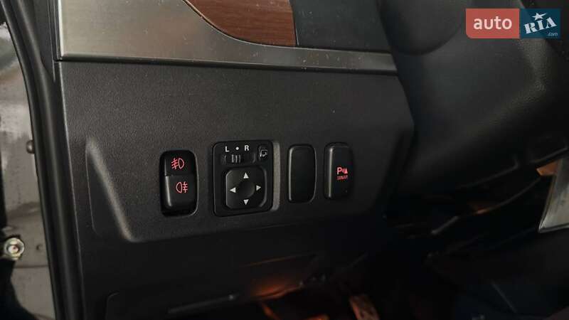 Позашляховик / Кросовер Mitsubishi Pajero Wagon 2012 в Ужгороді