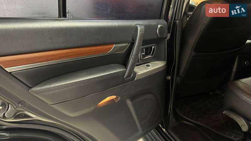 Позашляховик / Кросовер Mitsubishi Pajero Wagon 2012 в Ужгороді