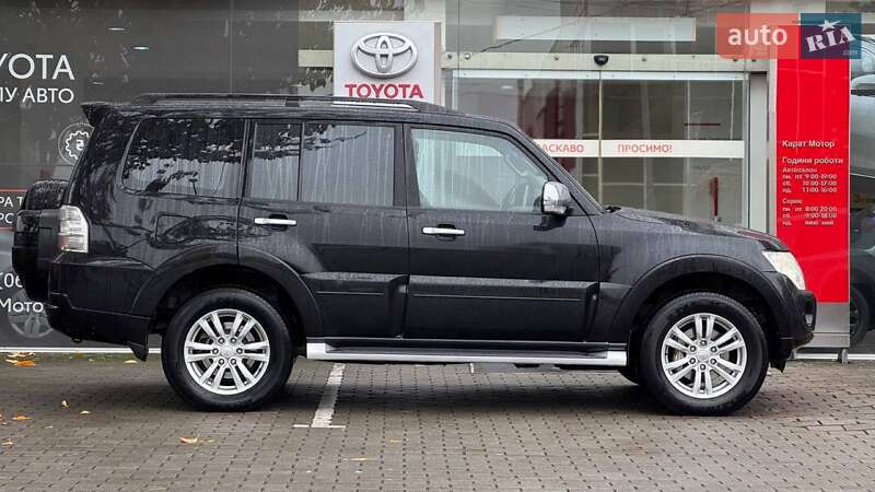 Позашляховик / Кросовер Mitsubishi Pajero Wagon 2012 в Ужгороді