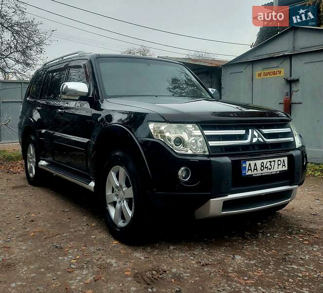 Внедорожник / Кроссовер Mitsubishi Pajero Wagon 2007 в Киеве фото 2 Внедорожник / Кроссовер Mitsubishi Pajero Wagon 2007 в Киеве