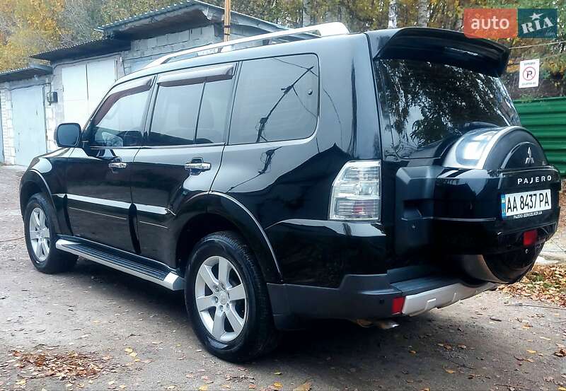 Внедорожник / Кроссовер Mitsubishi Pajero Wagon 2007 в Киеве фото 24 Внедорожник / Кроссовер Mitsubishi Pajero Wagon 2007 в Киеве