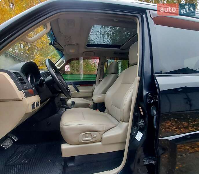 Внедорожник / Кроссовер Mitsubishi Pajero Wagon 2007 в Киеве фото 15 Внедорожник / Кроссовер Mitsubishi Pajero Wagon 2007 в Киеве