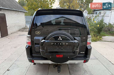 Позашляховик / Кросовер Mitsubishi Pajero Wagon 2007 в  фото 7 Позашляховик / Кросовер Mitsubishi Pajero Wagon 2007 в