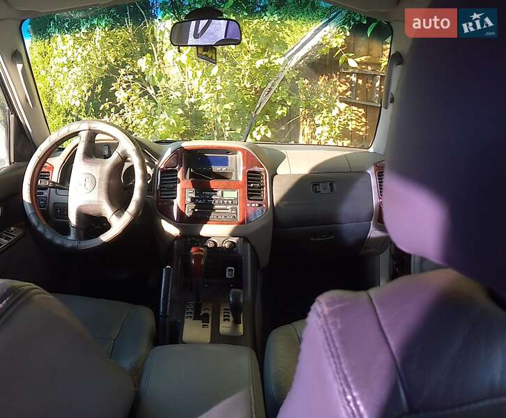 Позашляховик / Кросовер Mitsubishi Pajero Wagon 2005 в Ужгороді фото 12 Позашляховик / Кросовер Mitsubishi Pajero Wagon 2005 в Ужгороді