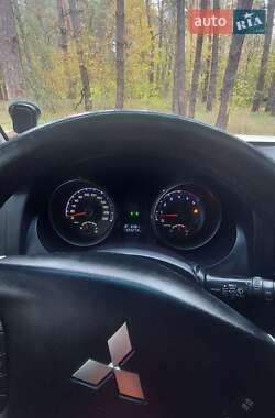 Внедорожник / Кроссовер Mitsubishi Pajero Wagon 2011 в 