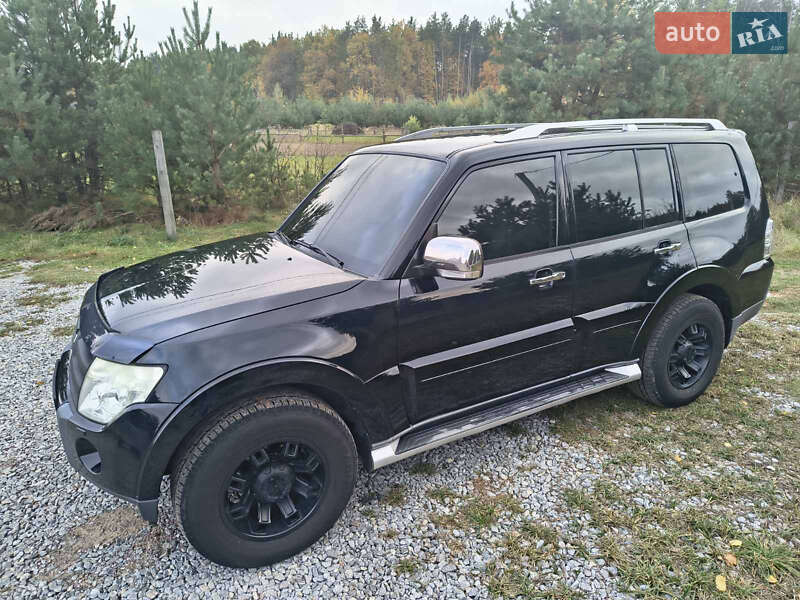 Внедорожник / Кроссовер Mitsubishi Pajero Wagon 2008 в Житомире фото 5 Внедорожник / Кроссовер Mitsubishi Pajero Wagon 2008 в Житомире