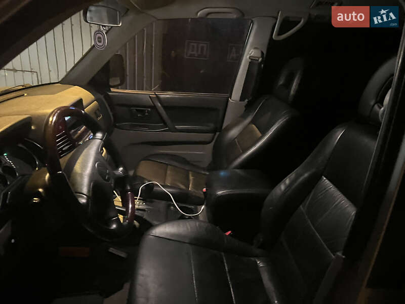Внедорожник / Кроссовер Mitsubishi Pajero Wagon 2001 в Одессе фото 16 Внедорожник / Кроссовер Mitsubishi Pajero Wagon 2001 в Одессе